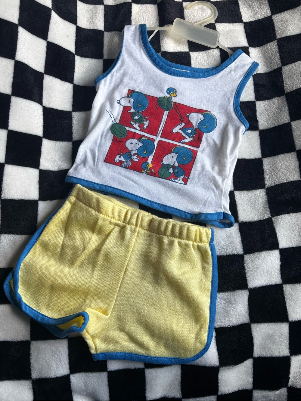 Vintage size 2 snoopy summer outfit set (small stain on back)